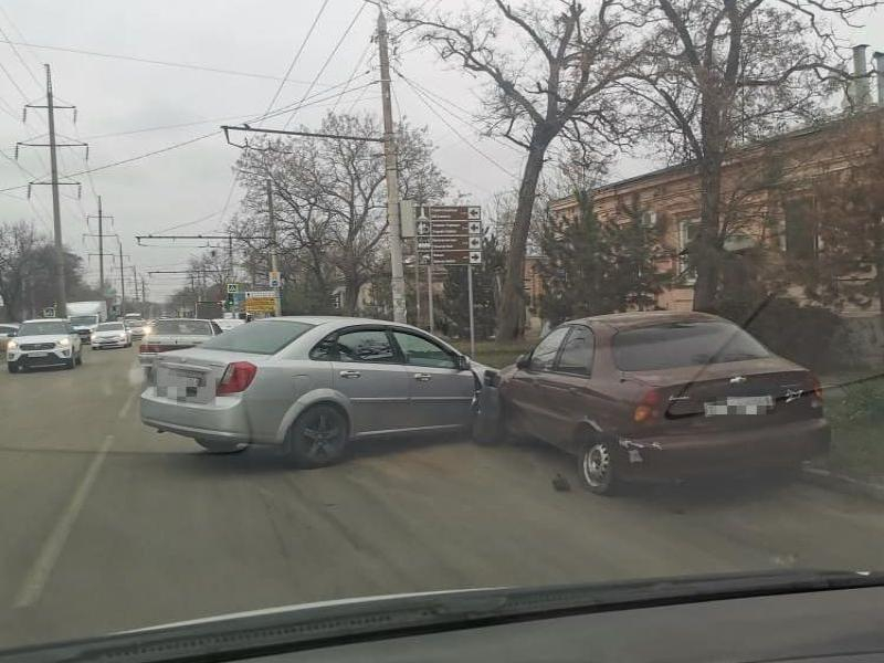 «Не объяснимо, но факт!», - сказали очевидцы: авария в центре Таганрога