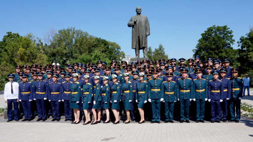 В Таганроге более ста молодых офицеров выпустились из Военного учебного центра ЮФУ 
