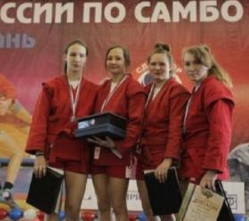 Таганрогская самбистка пробилась в сборную России