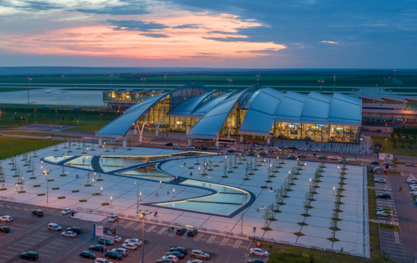 Аэропорт Платов работает, но когда станет можно летать из Ростова, рассказала глава донского Минтранса 