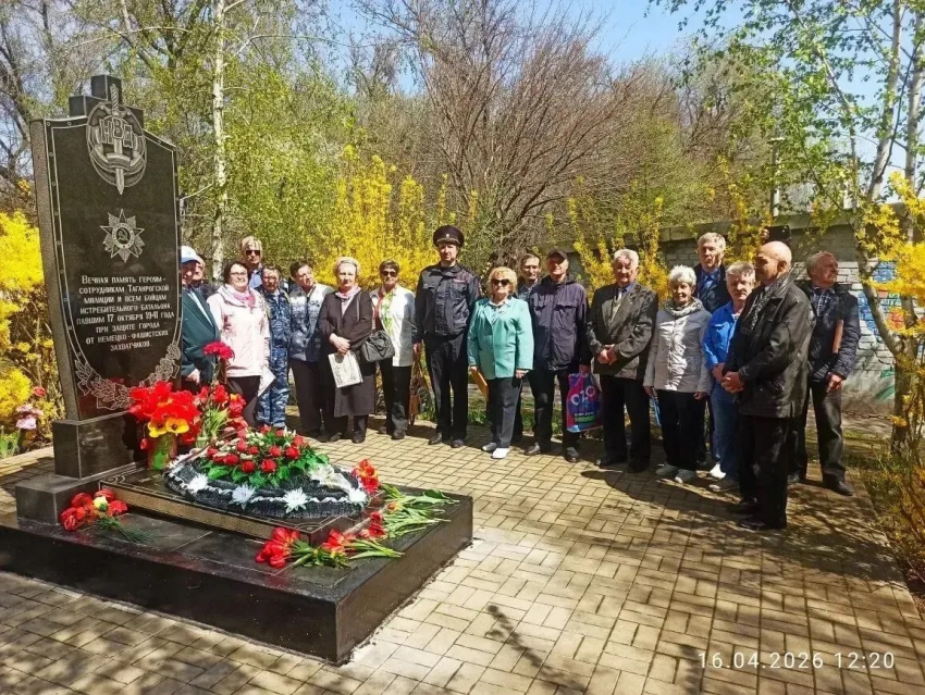Ветеранскому движению в системе МВД — 35 лет: в Таганроге отметили юбилей традицией памяти и преемственности