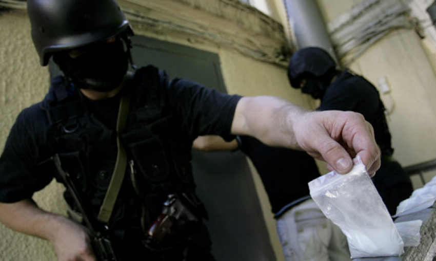 В Таганроге задержали девушку-наркоманку с синтетикой