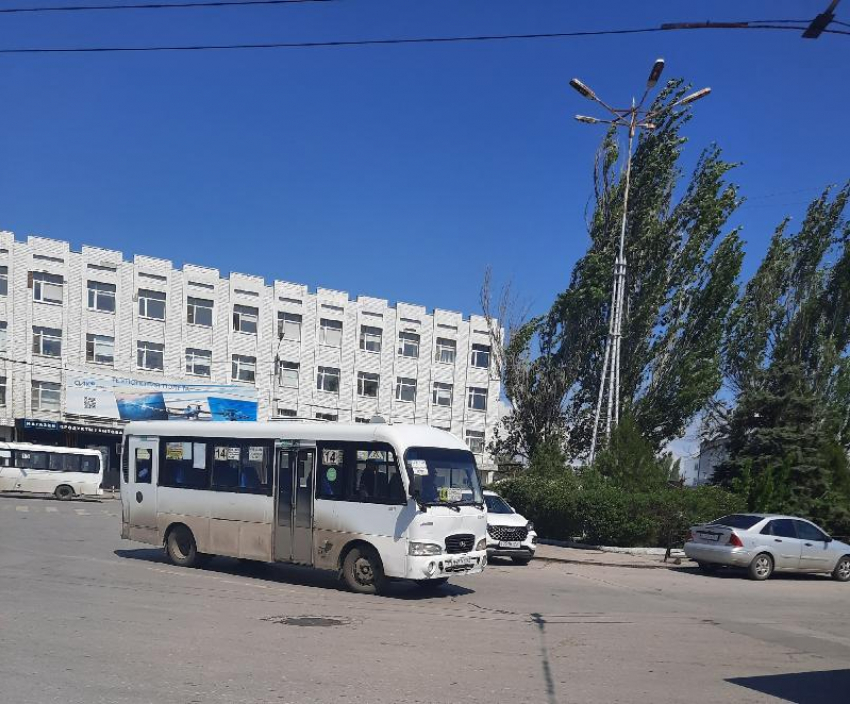 Ездят как хотят: таганрожцы снова страдают от того, что автобусы исчезли с линий