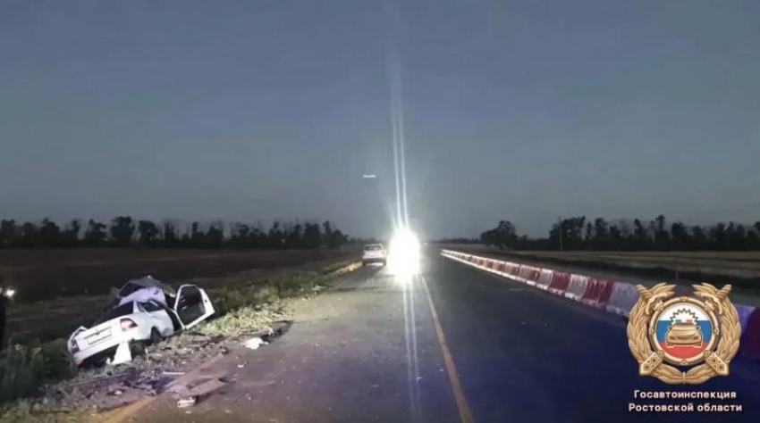 "В лоб» вылетел: три человека погибли в ночном ДТП под Таганрогом