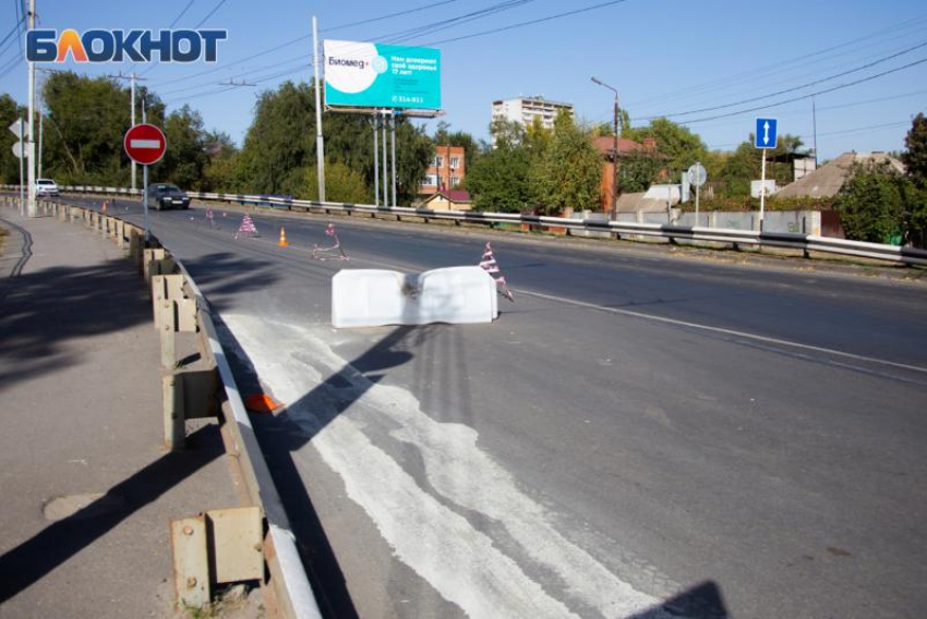 В Таганроге хотят провести очередную диагностику Бакинского моста, хотя власти уверяли, что по нему безопасно ездить