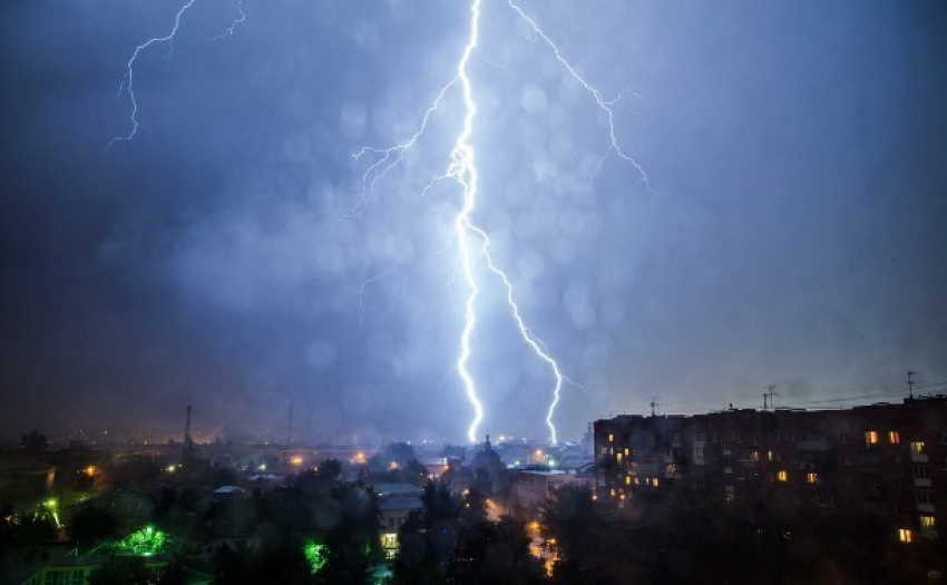 В среду и четверг в Таганроге будет дождь с грозой 