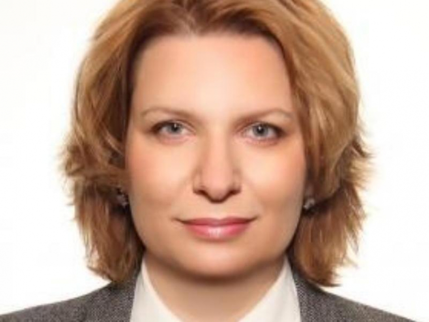 Снова в Таганрог прибыли ростовские кадры – назначена управляющая делами администрации города