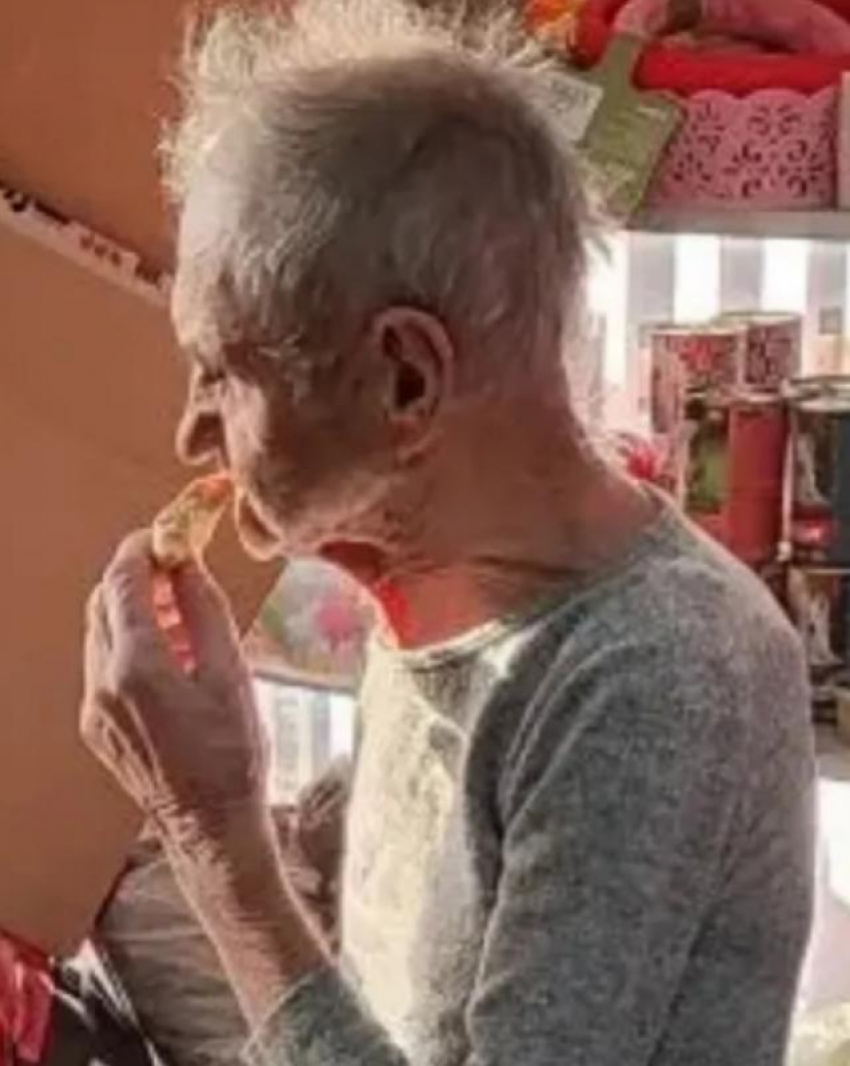 В Таганроге ищут родственников 90-летнего старика — его нашли в центре города