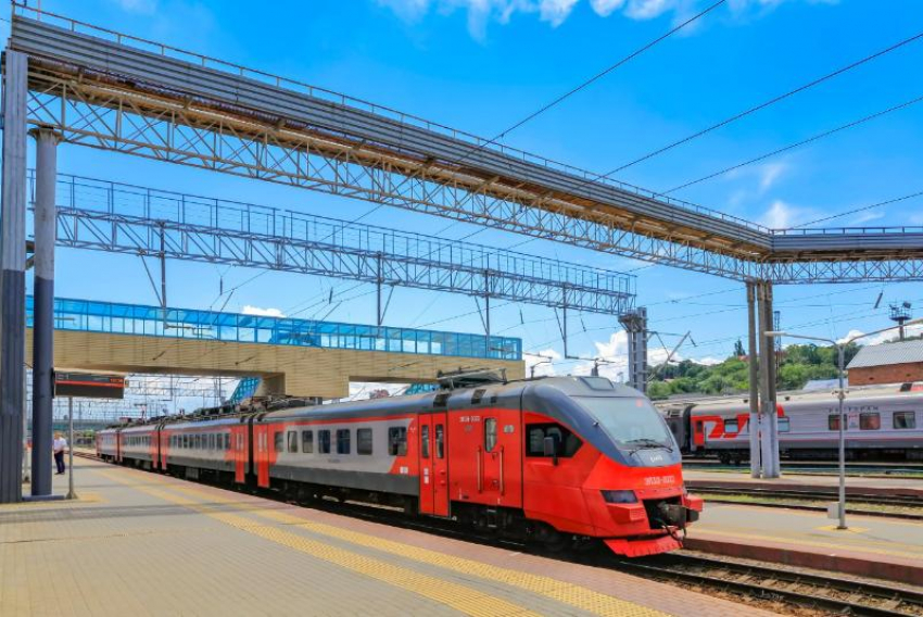 Дешевле чем на автобусе: таганрожцам назвали примерную стоимость билета на электричку до Иловайска