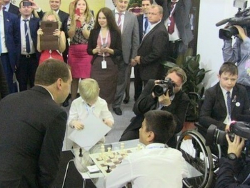 Таганрожец с ограниченными возможностями показал высокий результат на шахматном турнире