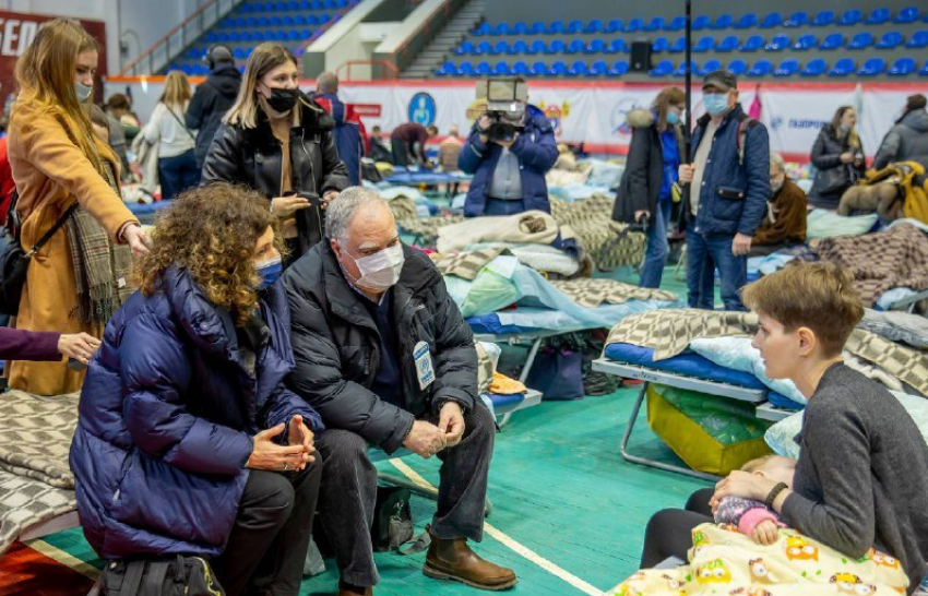 Делегация ООН посетила ПВР для беженцев в Таганроге