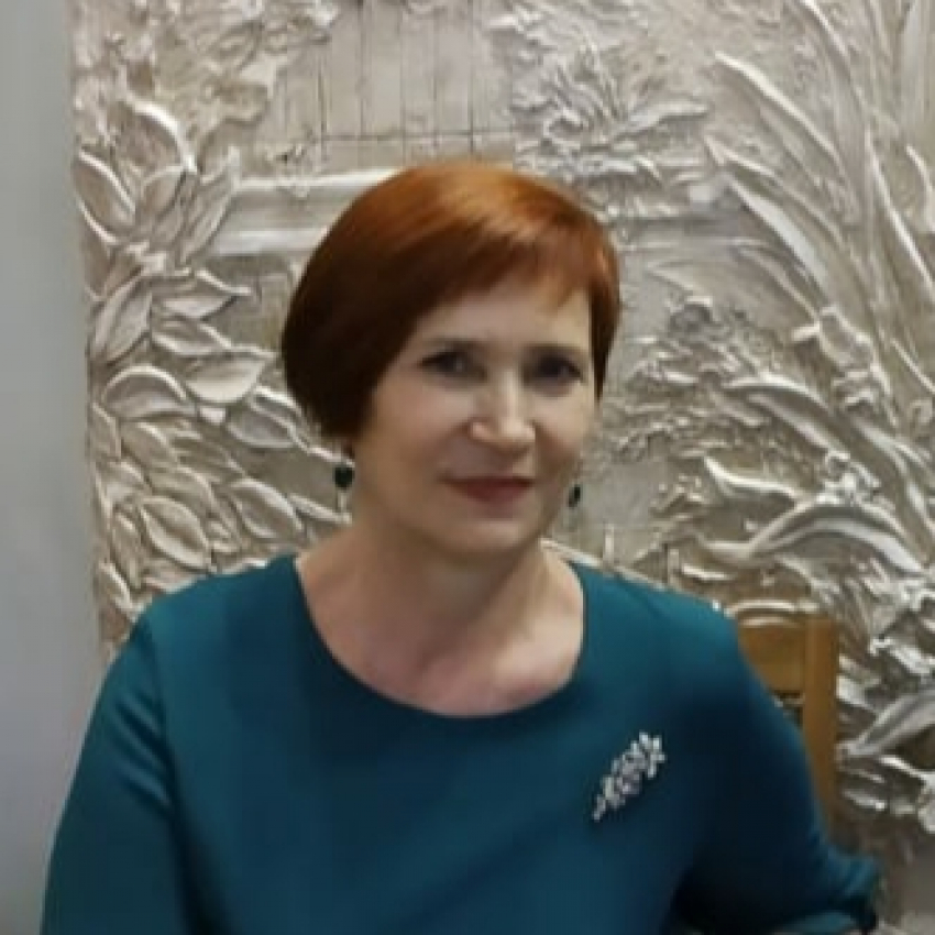Свой день рождения празднует Шевцова Людмила