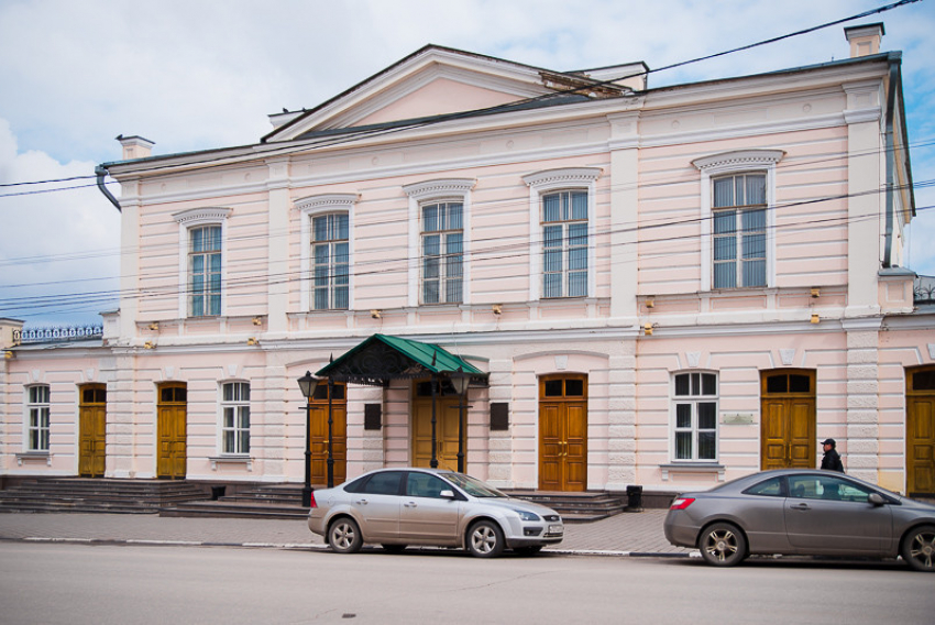  У Таганрогского театра появится аппаратура почти за полмиллиона рублей