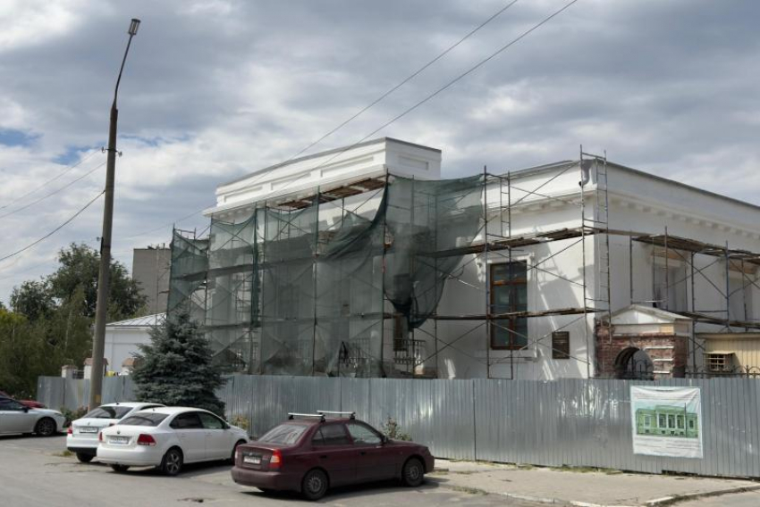 В Таганроге завершают реставрацию художественного музея, пострадавшего от удара ВСУ