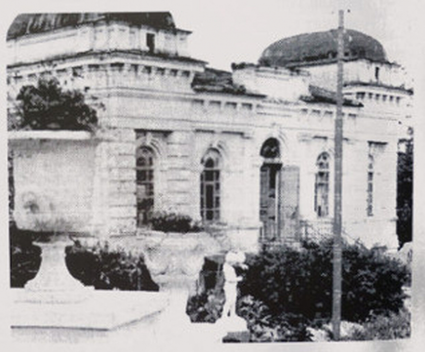 "Еврейская песня - сплошной стон": памятный концерт в каменной ротонде Таганрога 