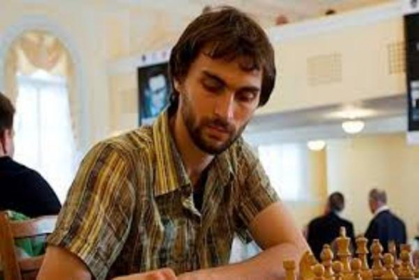 Гроссмейстер из Краснодара выиграл первый этап Шахматного турнира в Таганроге