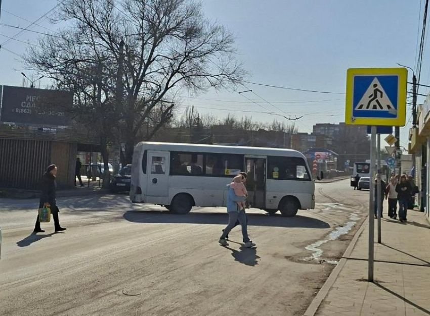 "За людей нас не считают?!": таганрожцы ответили почему на Марцево нет маршруток