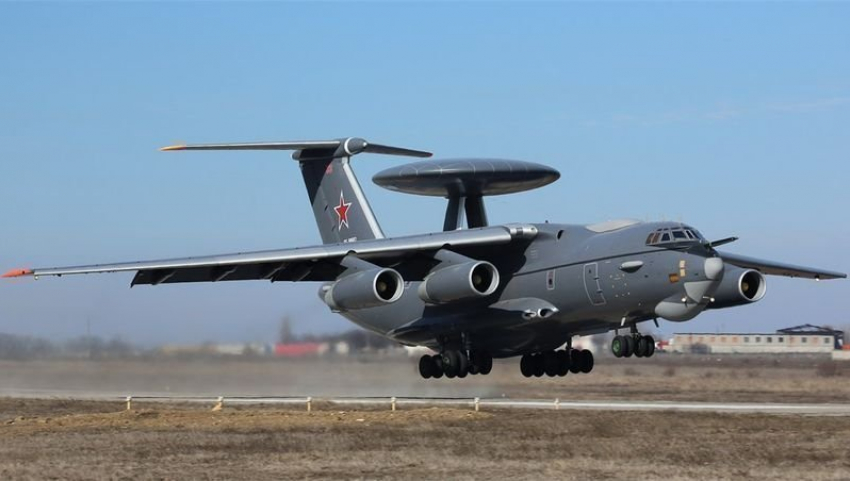В Таганроге начался этап передачи модернизированного самолёта А-50У 