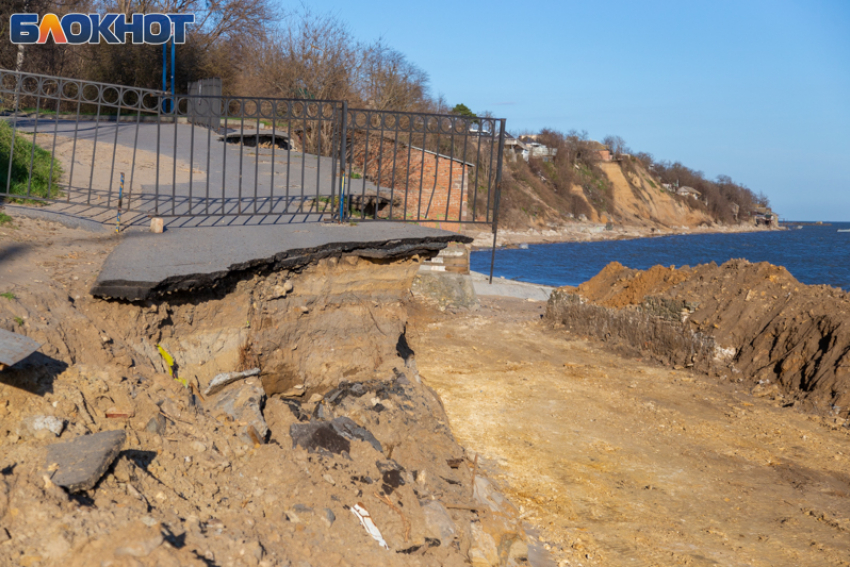Берег Таганрогского залива разрушается со скоростью до 6 метров в год