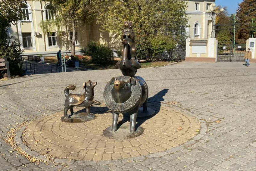В Таганрог попадает в волну экскурсионного флешмоба