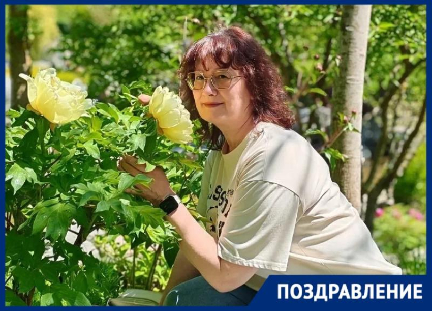 Сегодня день рождения у учителя начальных классов ТМОЛ Ольги Фаварисовой