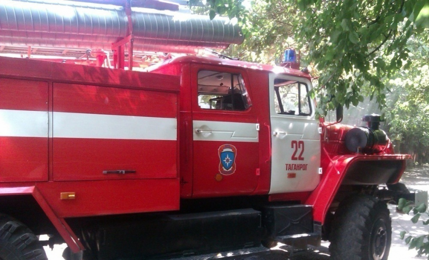 Два человека спасены при пожаре в Таганроге