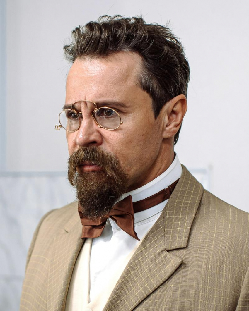 Павел Деревянко перевоплотится в знаменитого на весь мир земляка в новом сериале