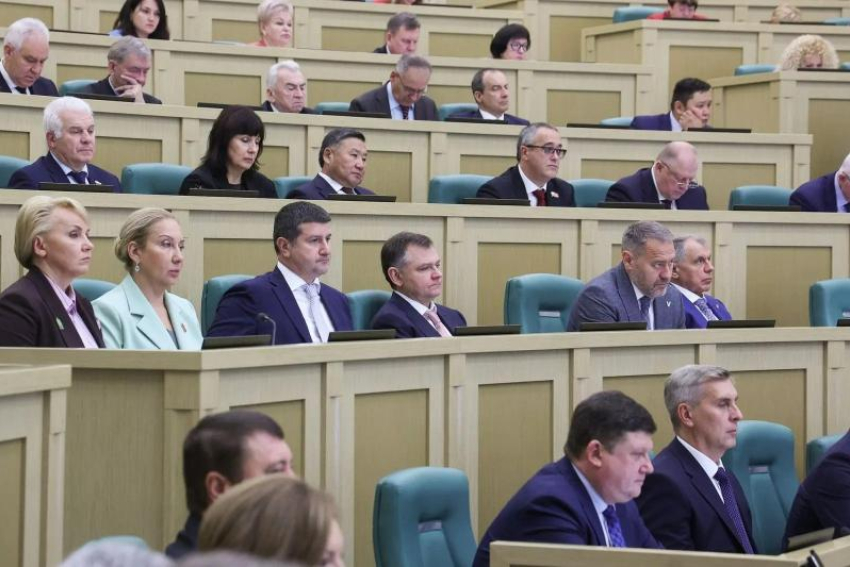 Строительство больницы в Таганроге обсудили на парламентских слушаниях в Совете Федерации