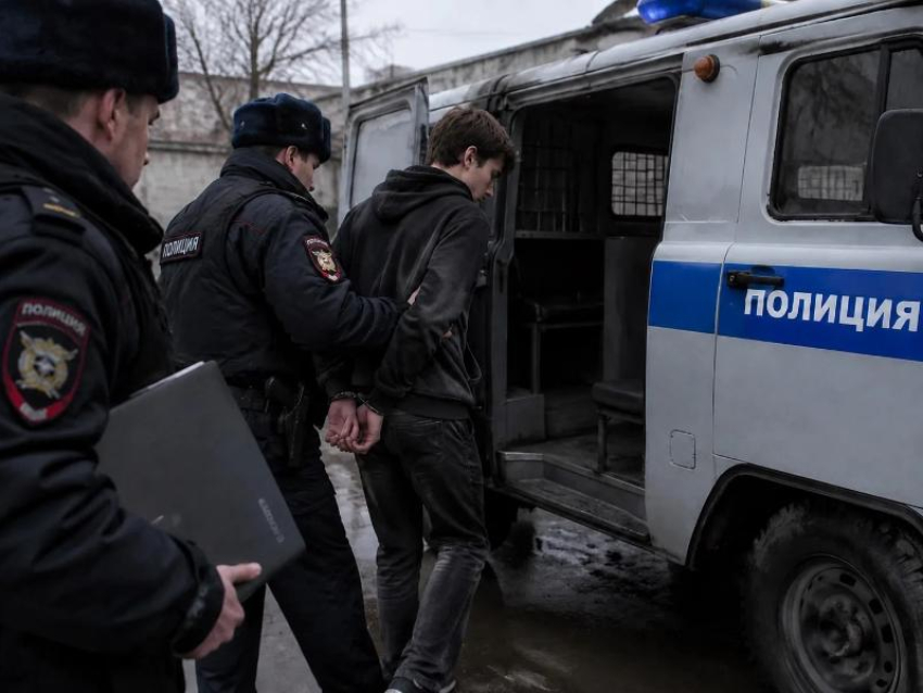 Не паникуйте и не верьте на слово: полиция Таганрога предупреждает об уловках мошенников