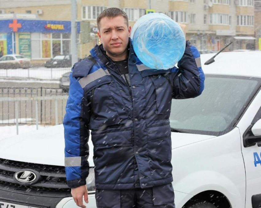 Горная питьевая вода: доставка за два часа по городу