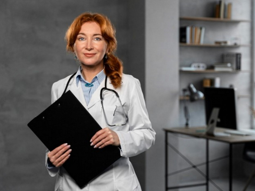 В Таганроге открылись вакансии главного врача в два медучреждения