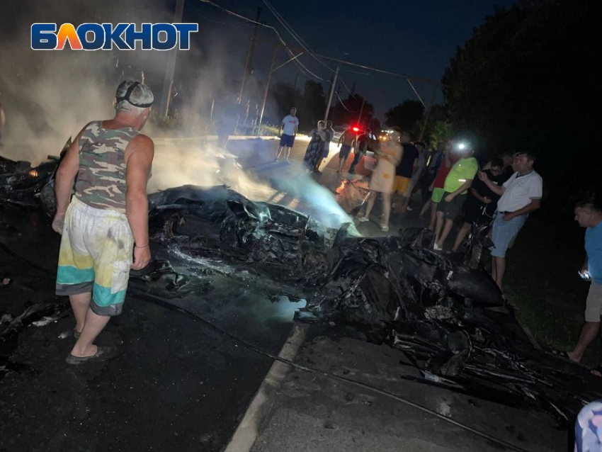 Под Таганрогом упал беспилотник на жилой дом 