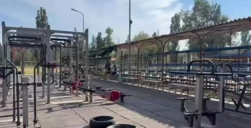 Спортплощадку у моря за 22 млн рублей пообещал таганрожцам губернатор Слюсарь
