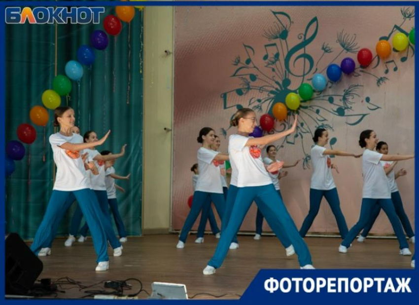 Фестиваль «Творчество без границ» прошёл в парке им. Горького Таганрога