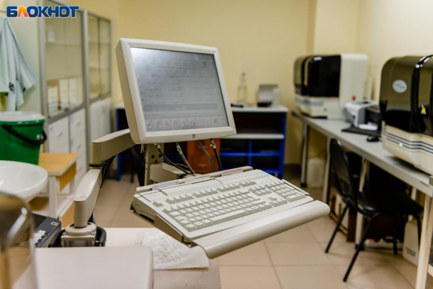 «Я была на работе, а не у врача»: таганроженка поймала поликлинику на повторной приписке диспансеризации