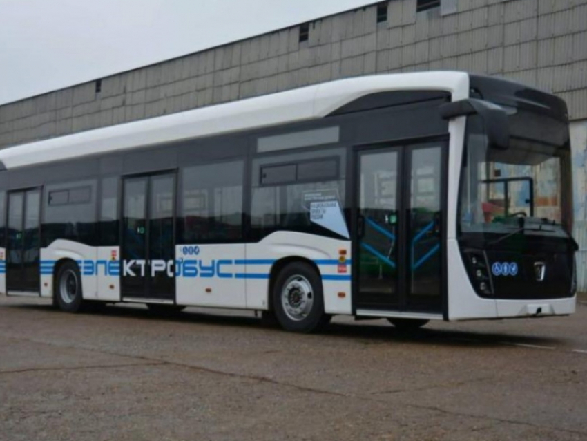 Смена перевозчика, новый путь электробуса и 10 свежих автобусов: как меняется транспорт Таганрога