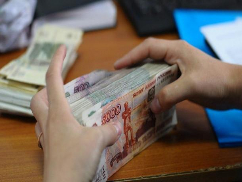 В Таганроге осудили бухгалтера детских садов, которая прикарманила себе пять миллионов рублей