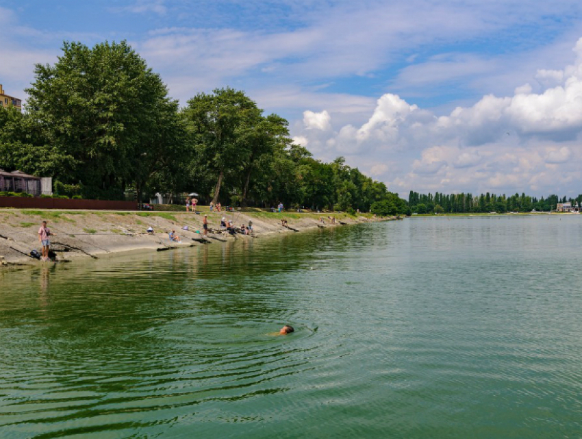 Погода в выходные дни в Таганроге  будет теплой,  а ветер-умеренным