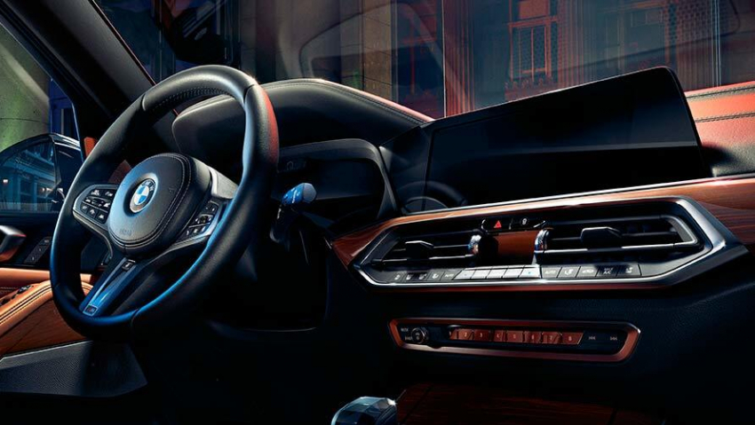 BMW X5: безграничный шик и функциональность от немецкого производителя