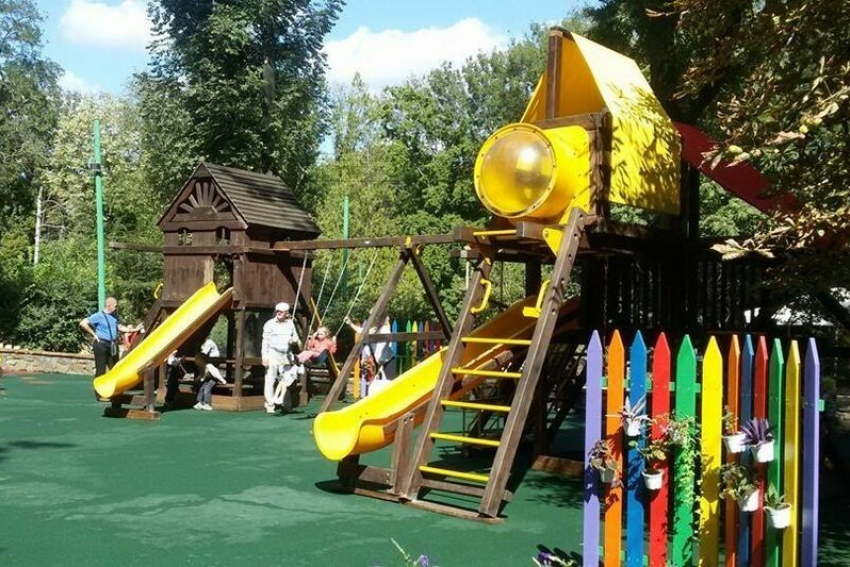 Обновление детской площадки парка Горького предложили в рамках инициативного бюджетирования Таганрога