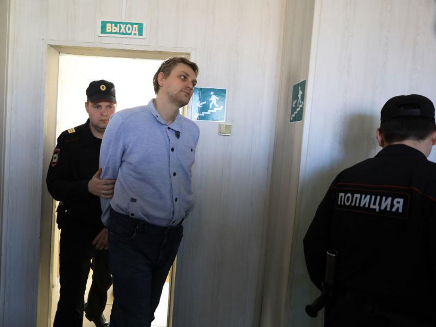  Обвиняемый в отравлении таллием Владислав Шульга собирает деньги для экспертиз