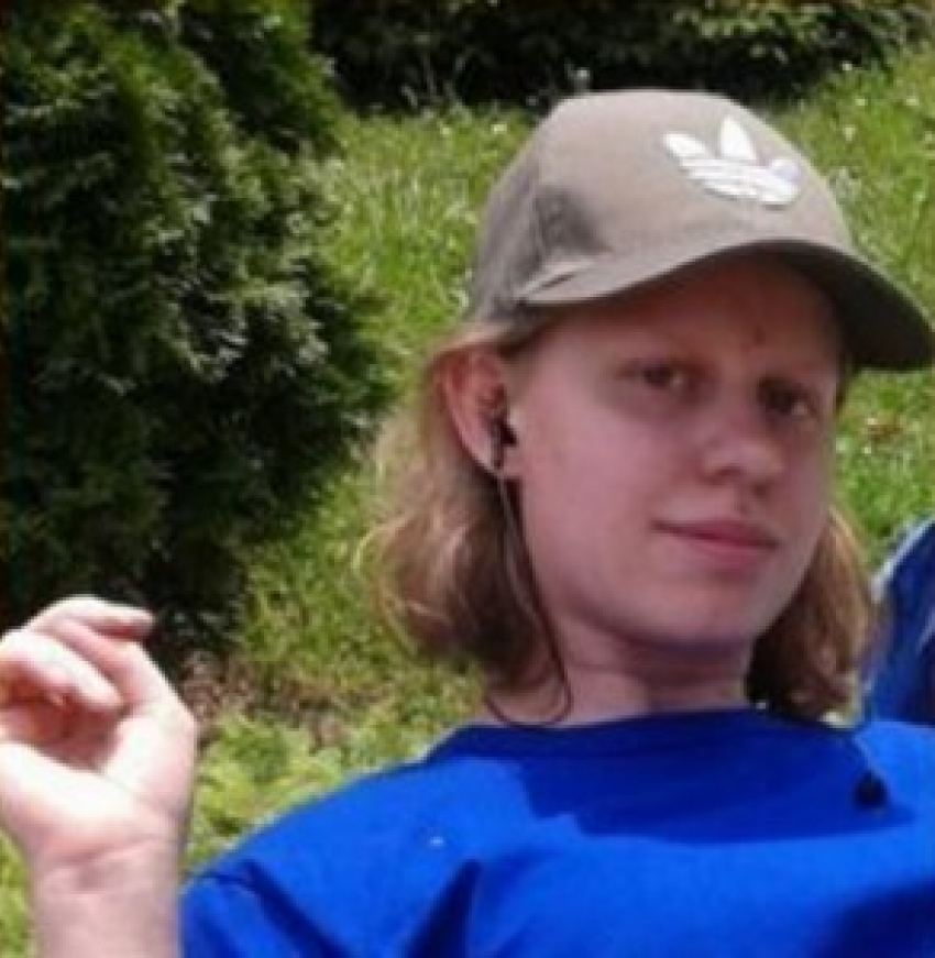 16-летняя школьница из Таганрога пропала в Краснодаре