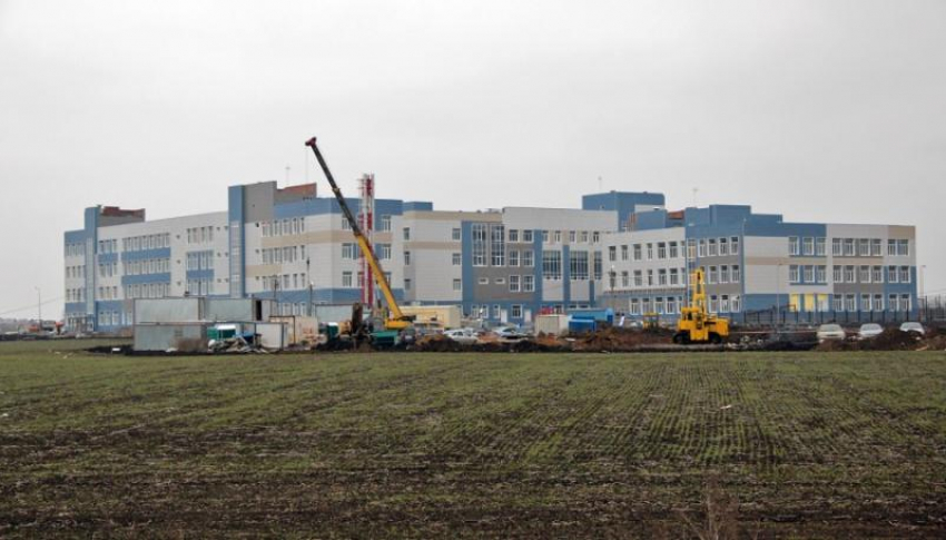  В Таганроге школу №39 на улице Галицкого обещают ввести в эксплуатацию уже в июле 2020 года