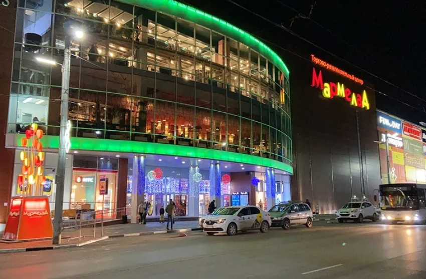 Власти Таганрога ответили на ситуацию с молодой женщиной в “Мармеладе”