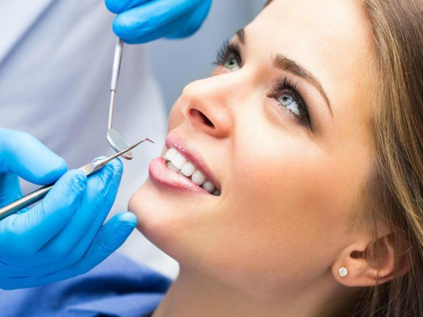 Стоматологи Таганрога отмечают международный день зубного врача