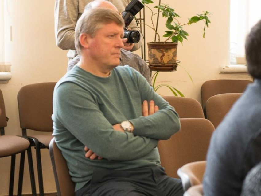 Депутата гордумы Виктора Гревцева оправдали по всем статьям в таганрогском суде