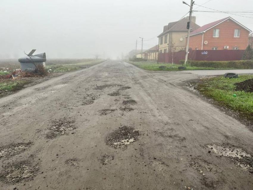 Тьмутаракань на Петлякова — так почитают память авиаторов в Таганроге?