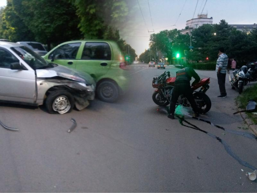 В массовом ДТП в Таганроге пострадали три человека