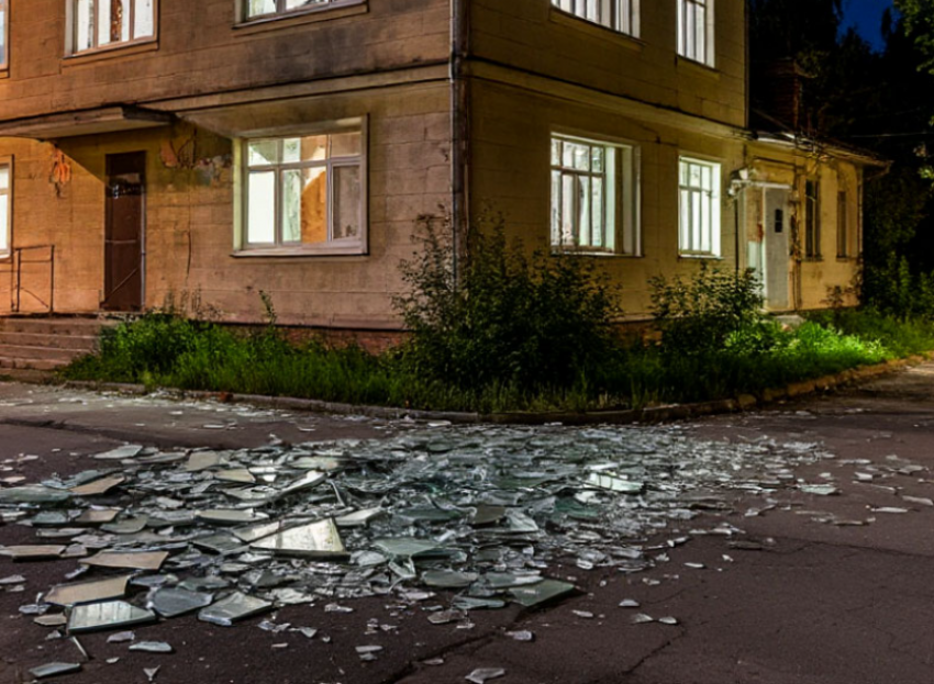 Состояние раненых и судьба интерната: последние новости об атаке БПЛА на посёлок под Таганрогом