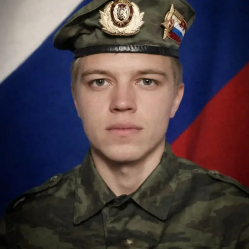 Служить, чтобы вернуться: интервью с Максимом Краевым о детстве, выборе пути и братстве на передовой